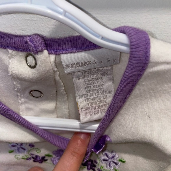 5/$15 VINTAGE Sears baby Floral Embroidered Baby Onesie - Picture 4 of 5